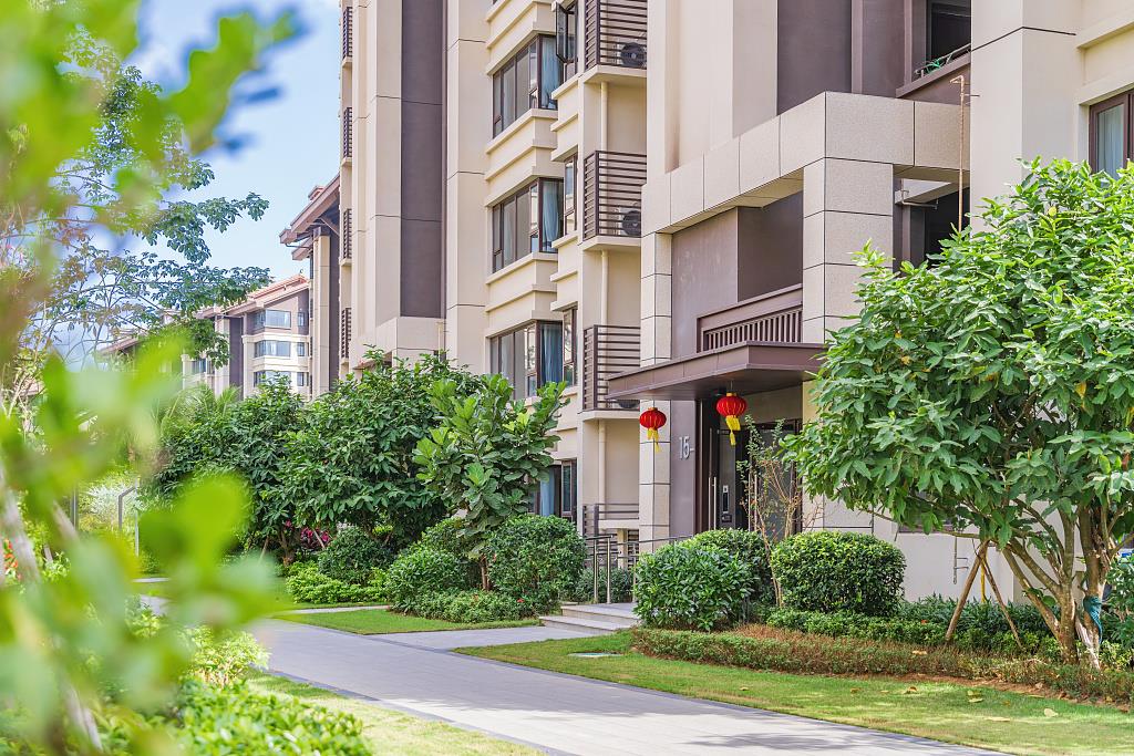 住宅小区楼栋入口和绿化环境